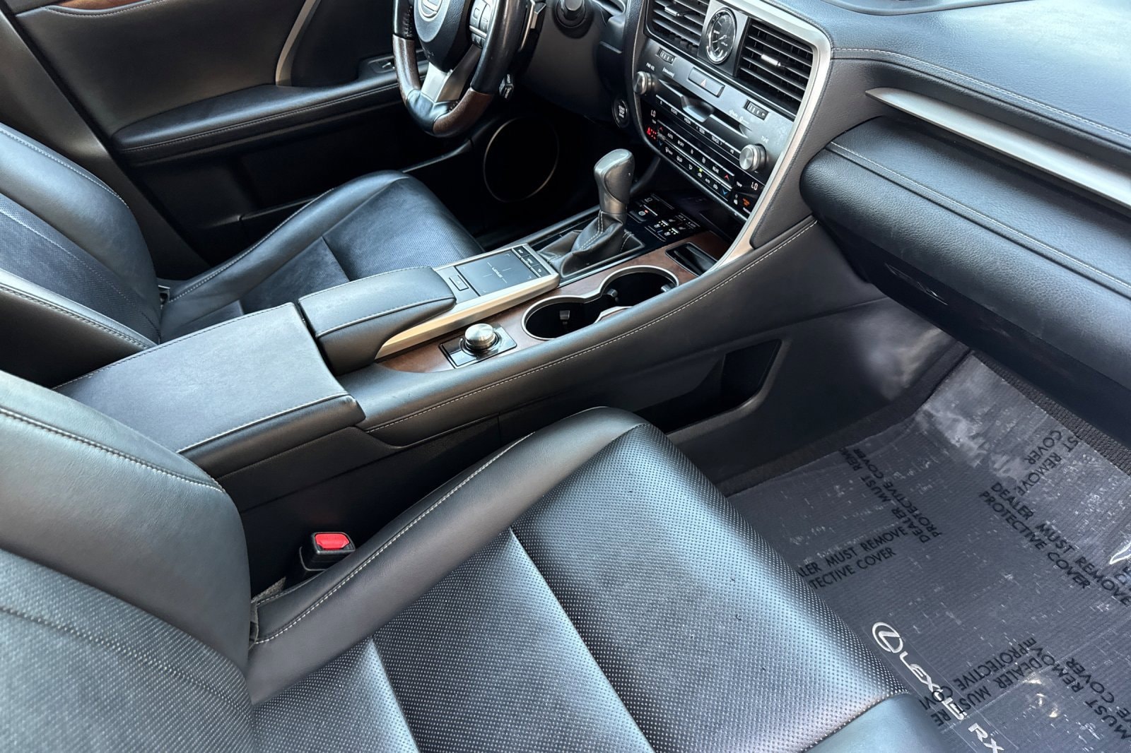 2022 Lexus RX 350 - Photo 17