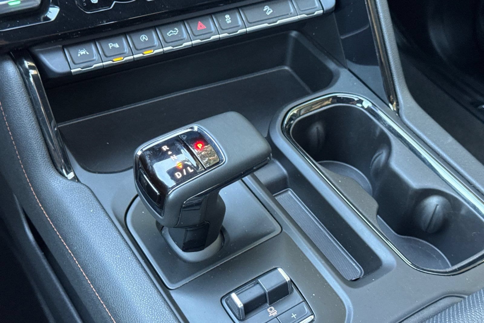 2025 GMC Sierra 1500 AT4 - Photo 21