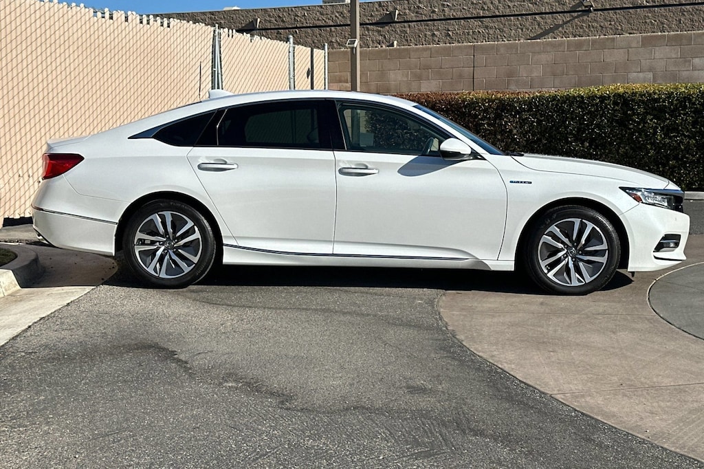 Used 2019 Honda Accord Hybrid Touring Sedan
