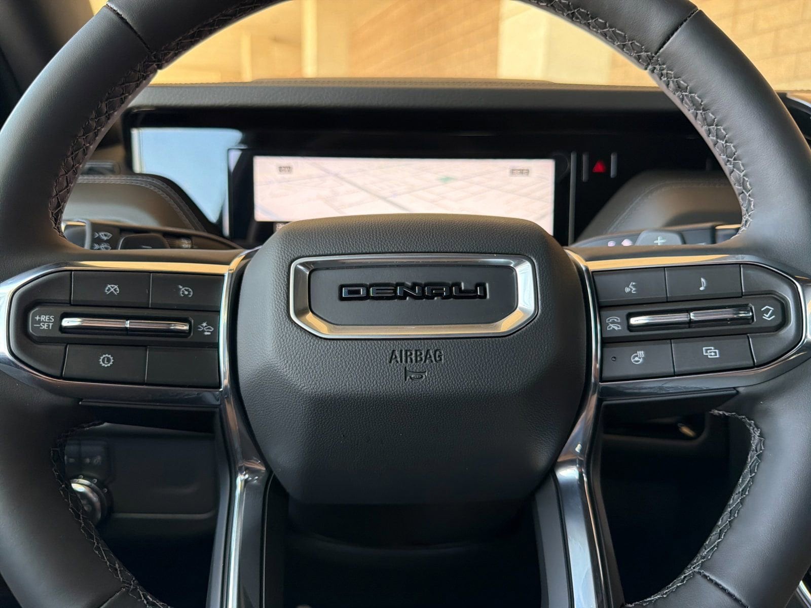 2026 GMC Yukon XL Denali - Photo 24