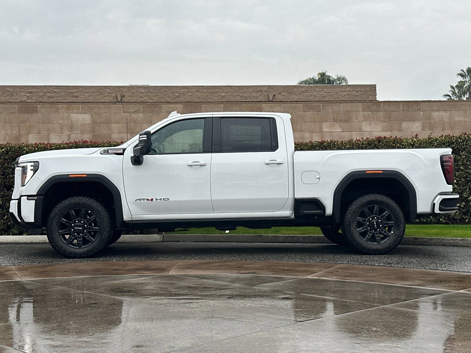 2026 GMC Sierra 2500 HD AT4 photo 5