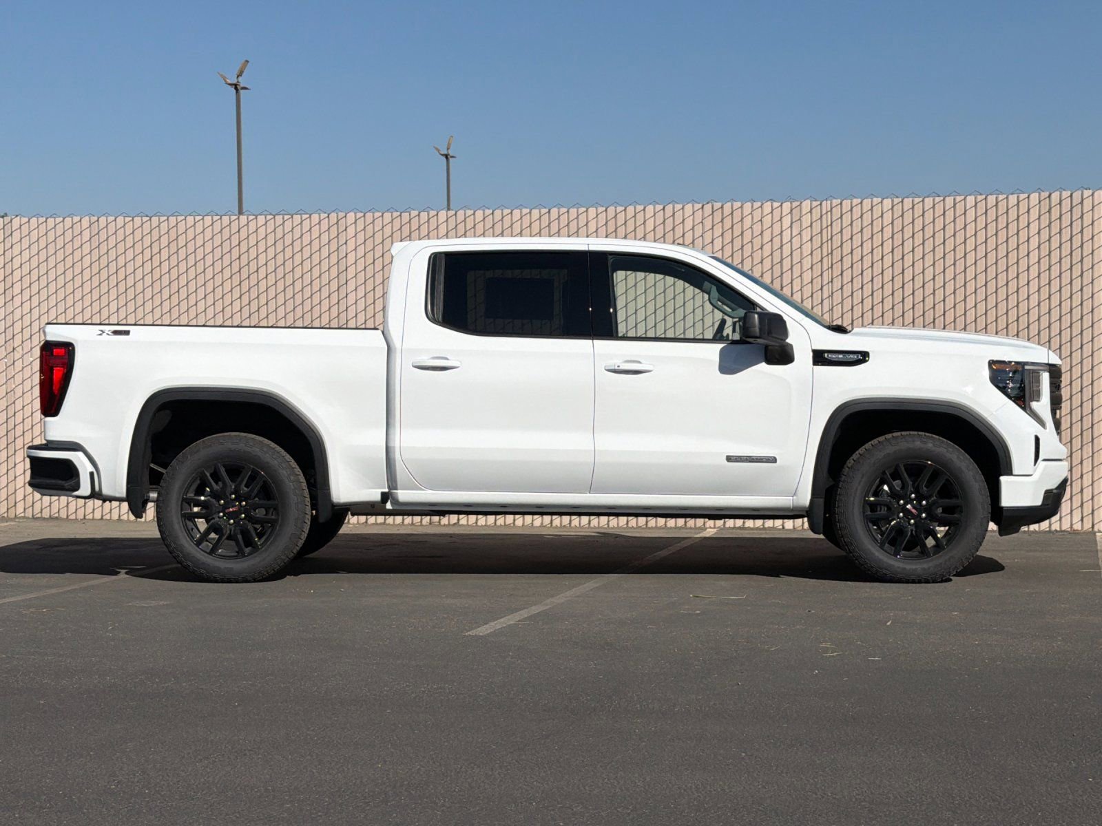 2026 Gmc Sierra 1500 Elevation photo 2