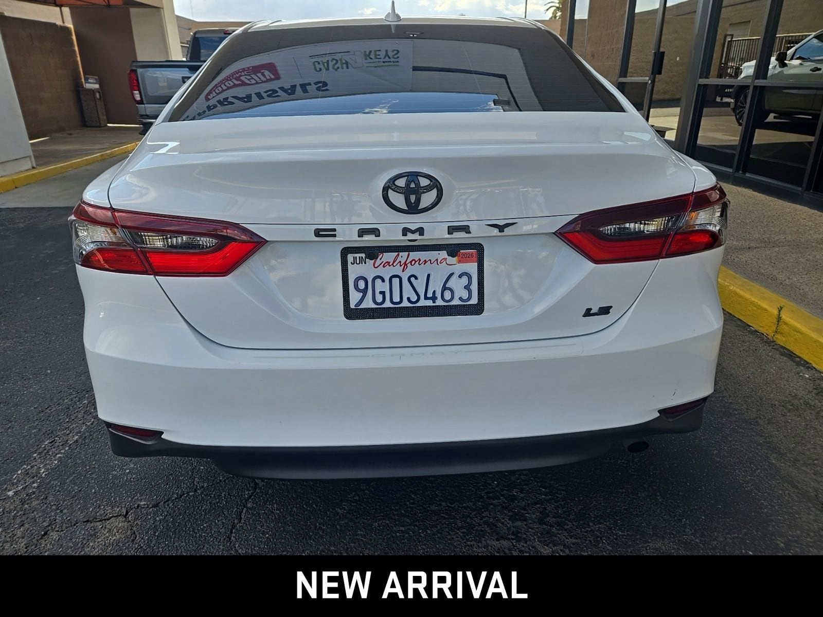 2023 Toyota Camry LE photo 5