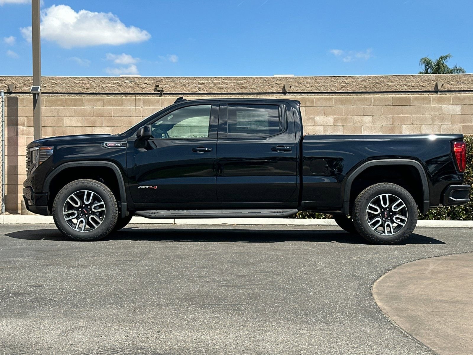 2026 GMC Sierra 1500 AT4 photo 5