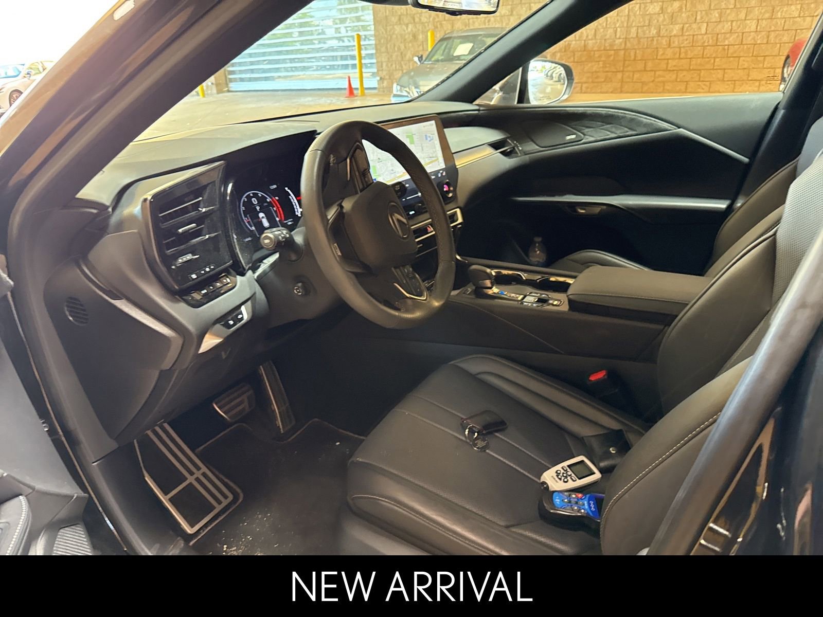 2024 LEXUS RX RX 350 photo 5