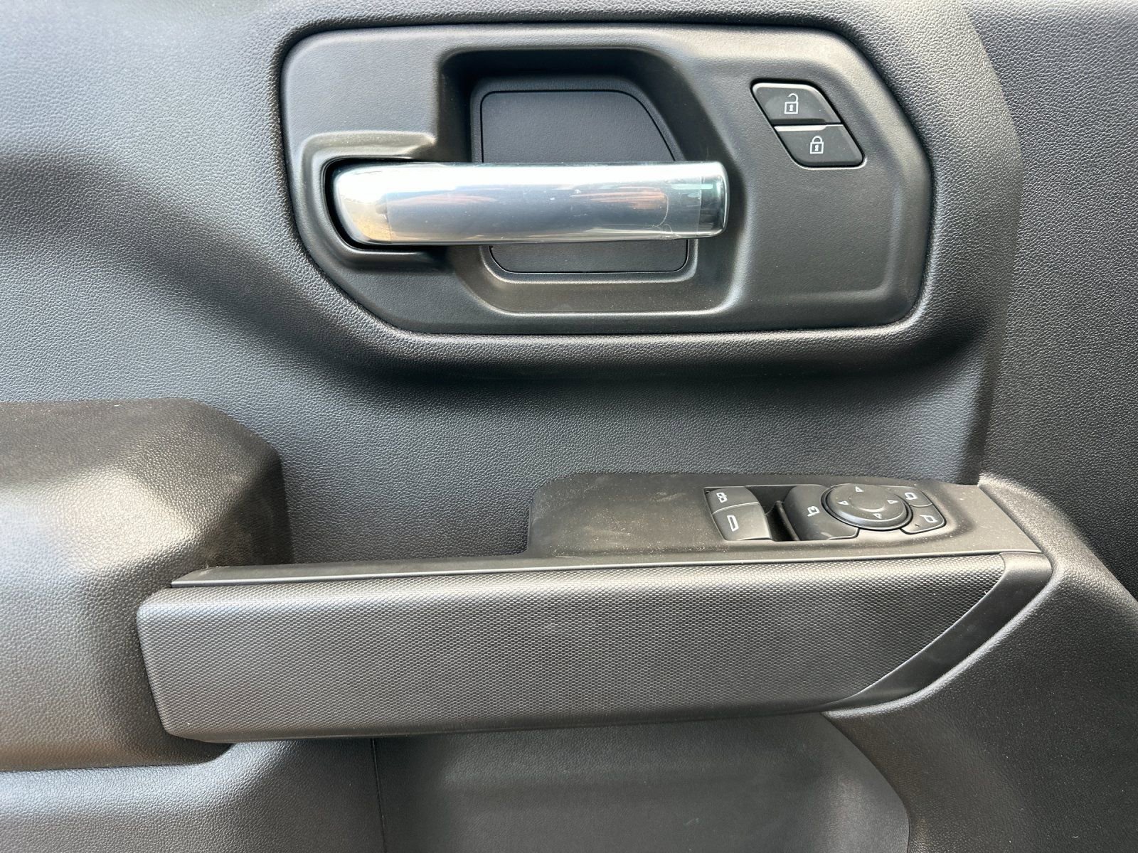 2025 GMC Sierra 3500HD Pro - Photo 11