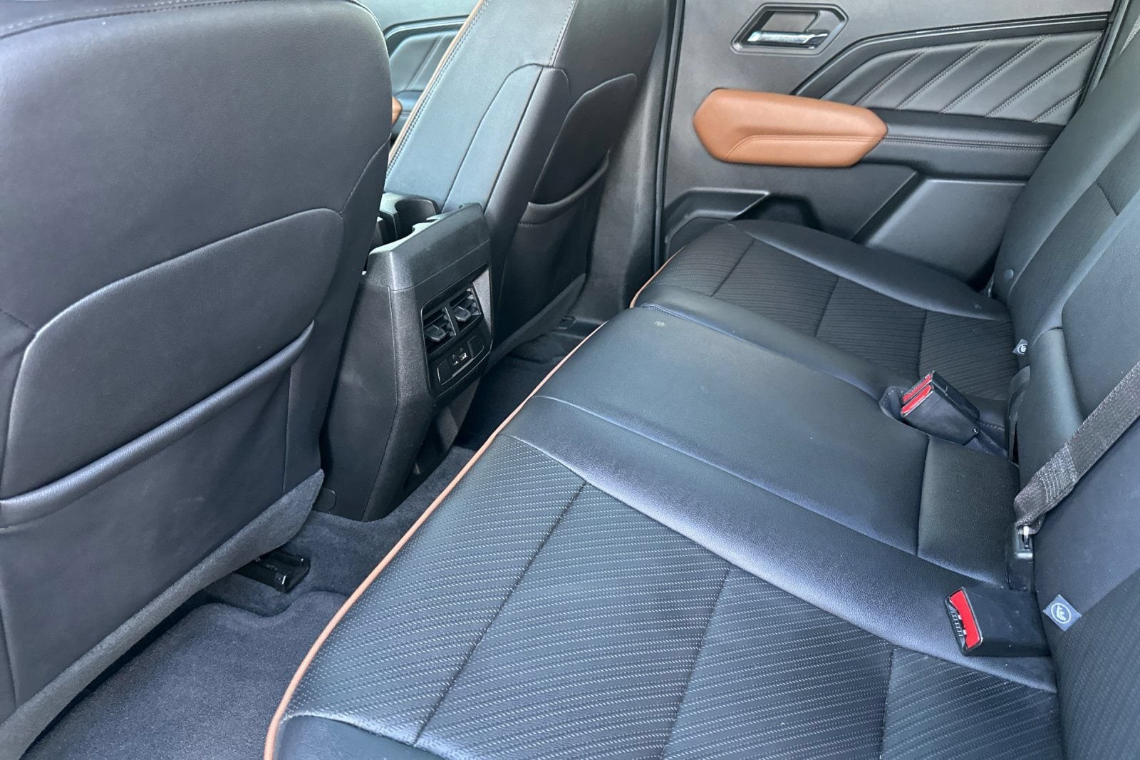 2023 GMC Canyon AT4 - Photo 13