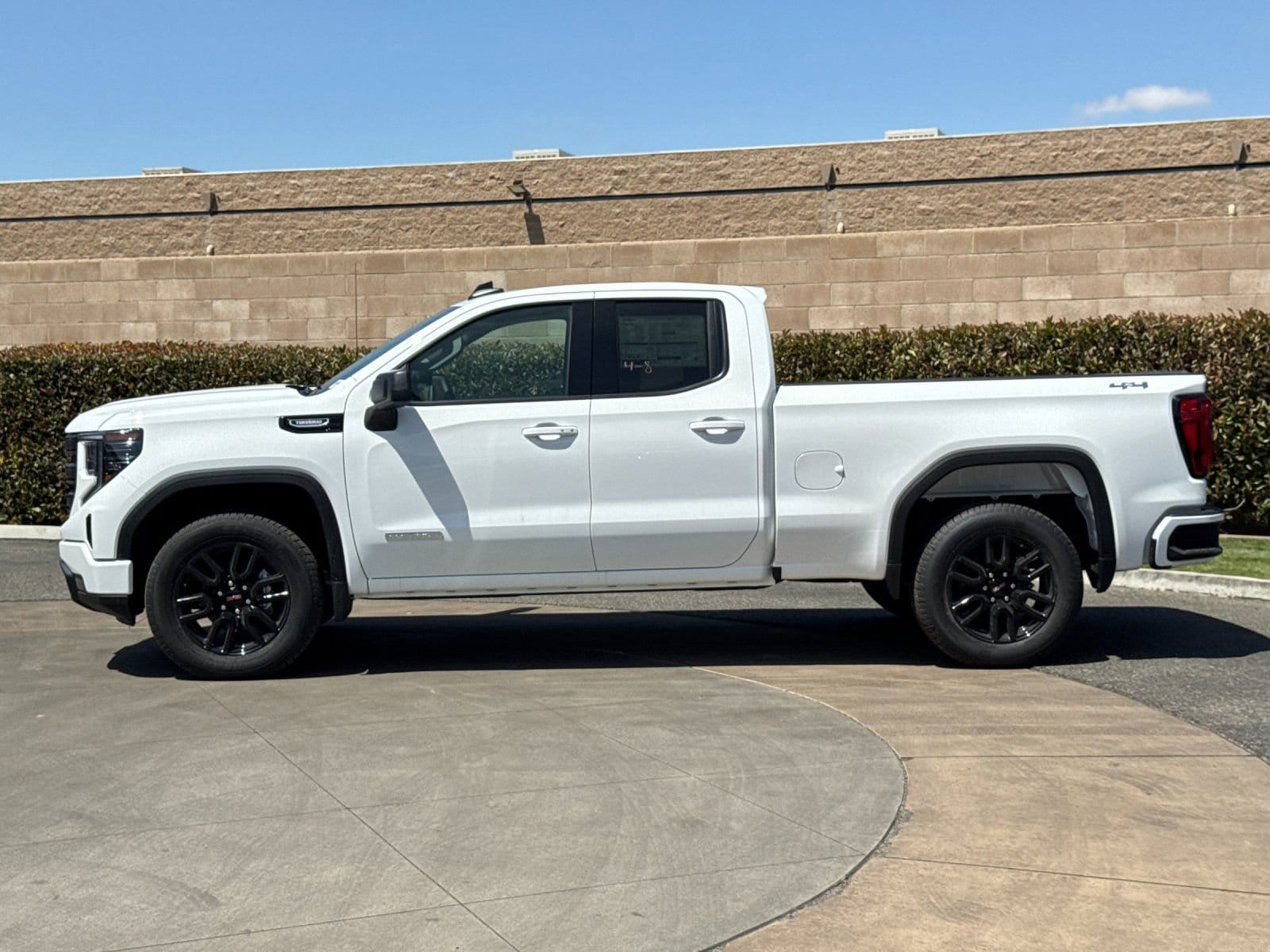 2026 GMC Sierra 1500 Elevation photo 5