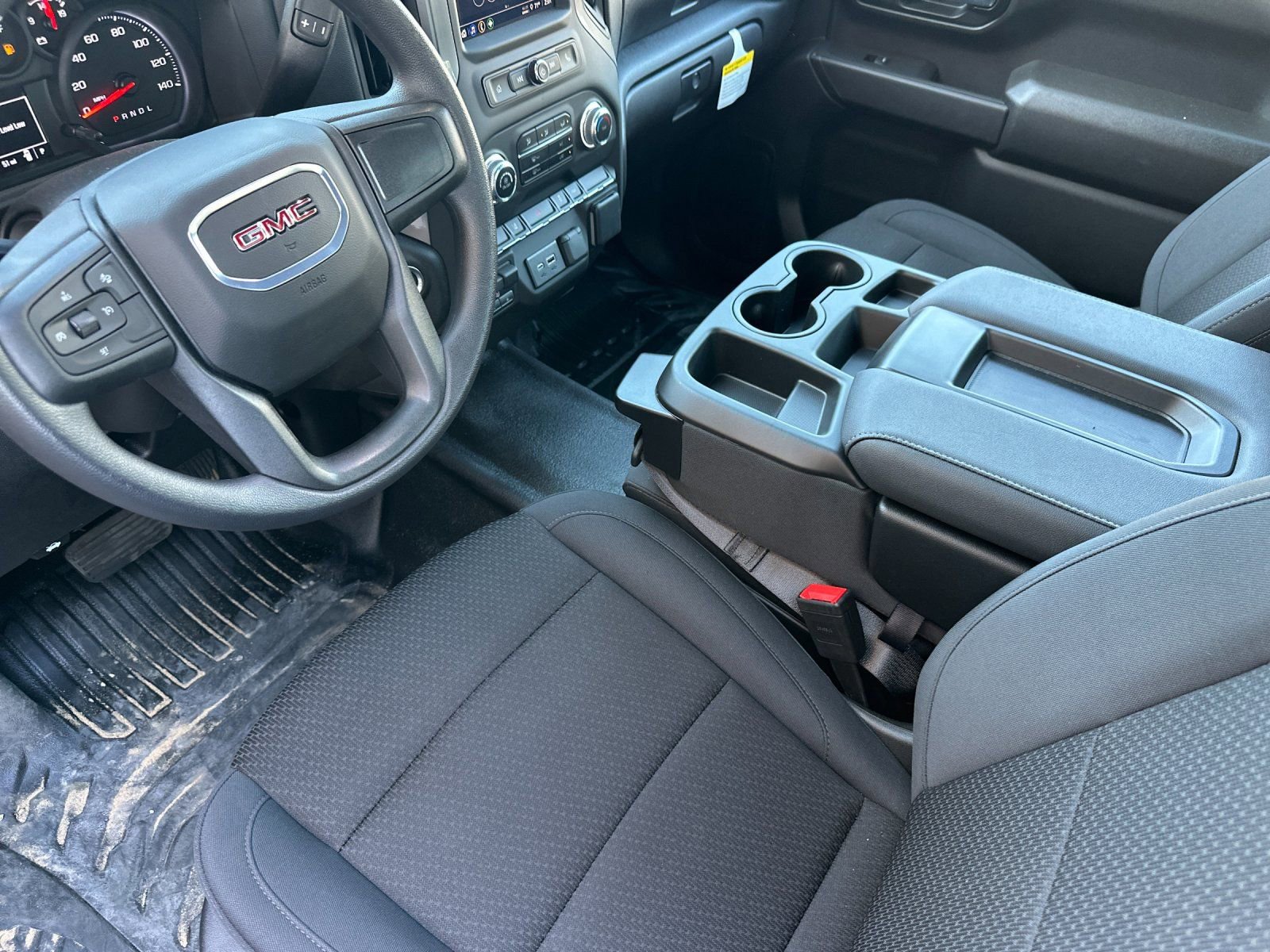 2025 GMC Sierra 3500HD Pro - Photo 9
