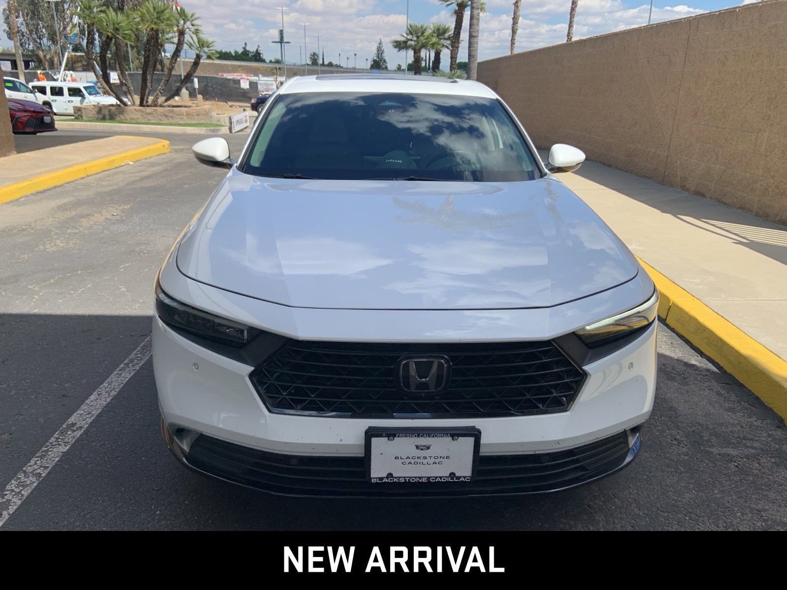 2024 Honda Accord Hybrid Touring photo 2