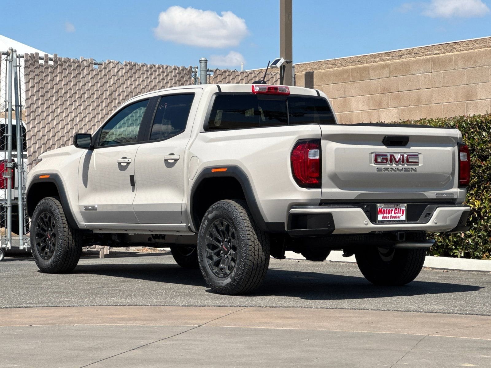2026 GMC Canyon Elevation photo 4