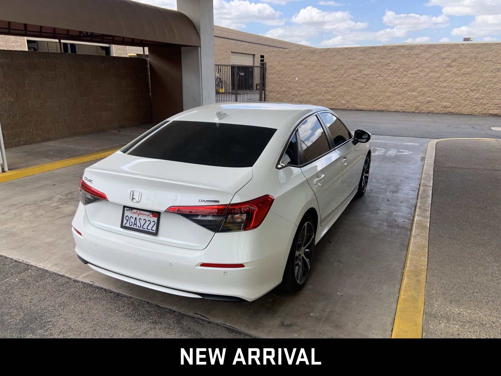2023 Honda Civic Touring photo 3