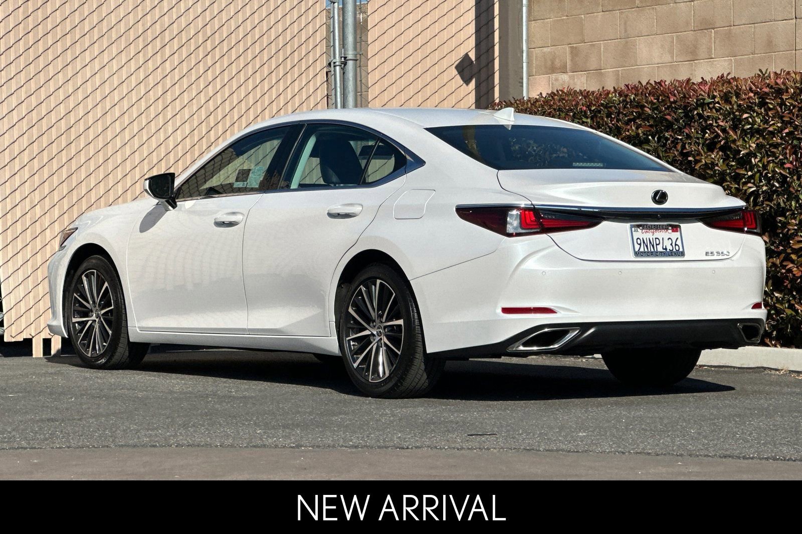 2024 LEXUS ES ES 350 photo 5