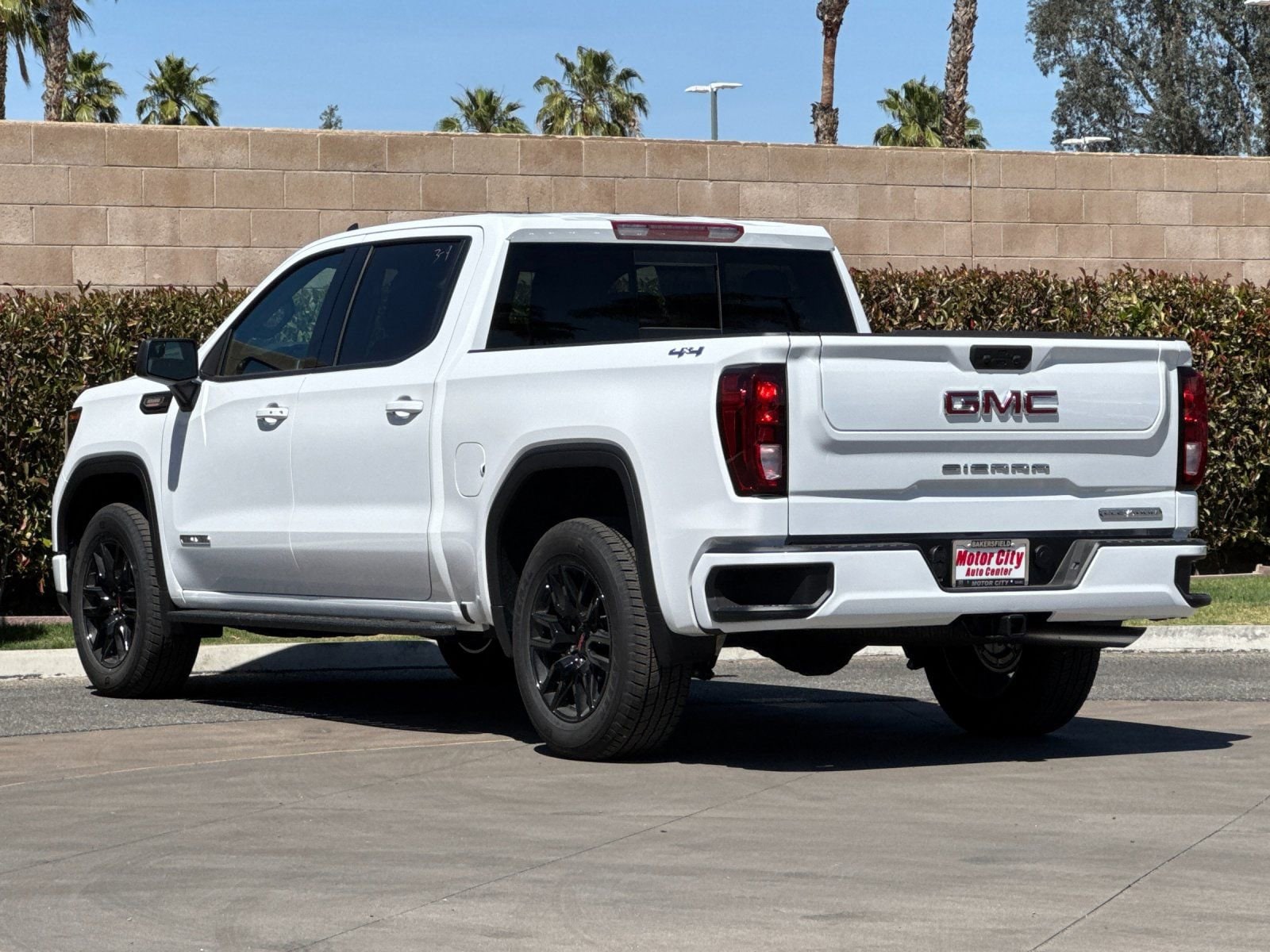2026 GMC Sierra 1500 Elevation photo 4