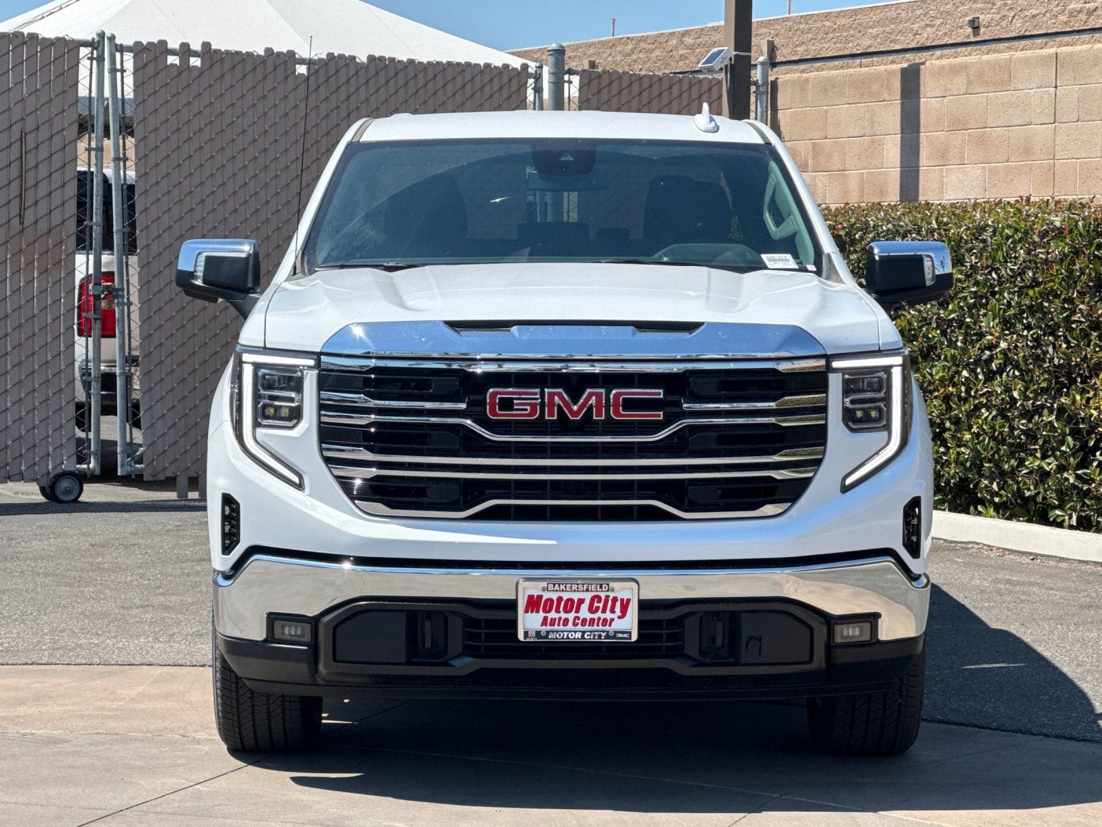 2026 GMC Sierra 1500 SLT photo 3