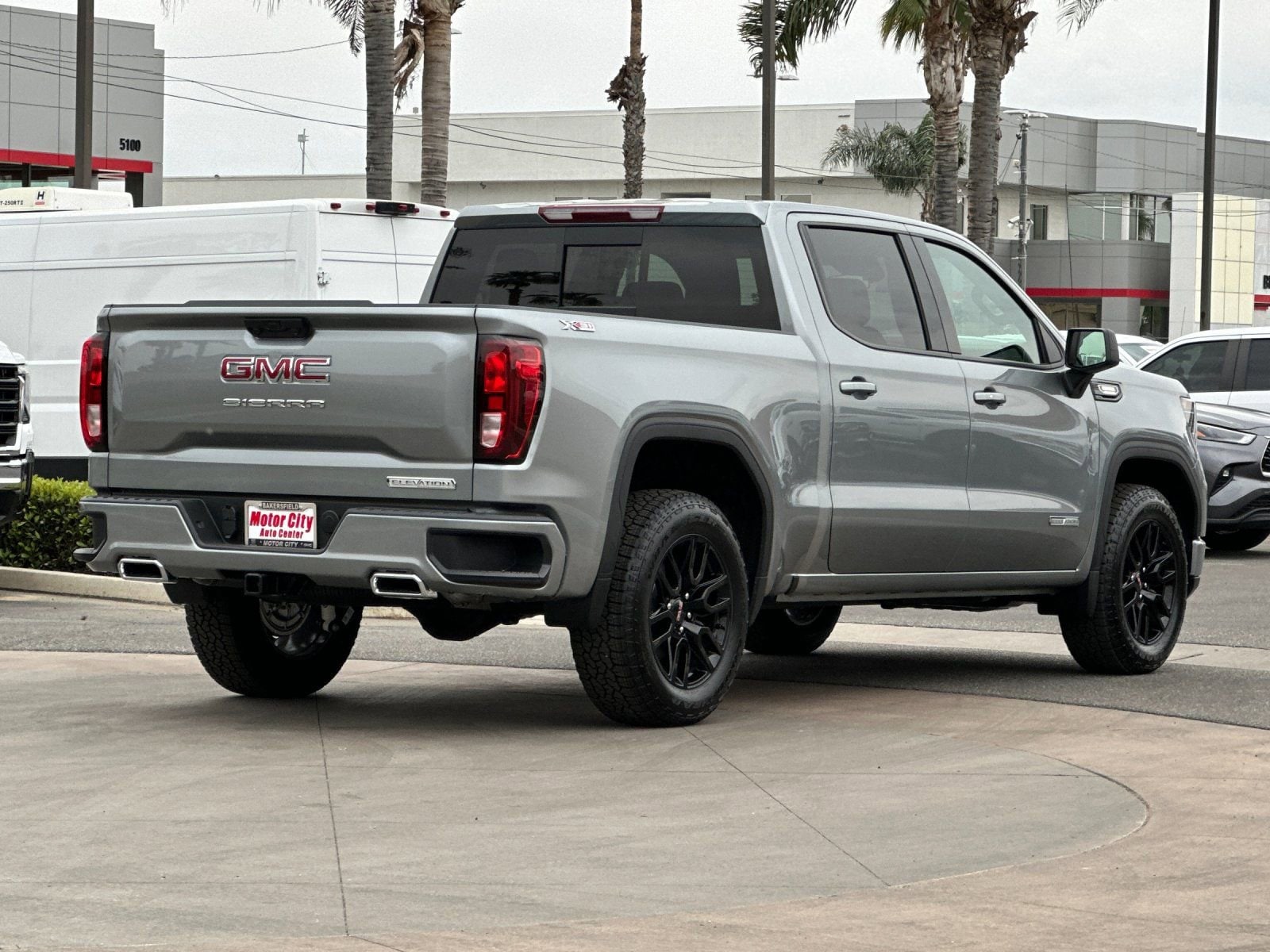 2026 GMC Sierra 1500 Elevation photo 2
