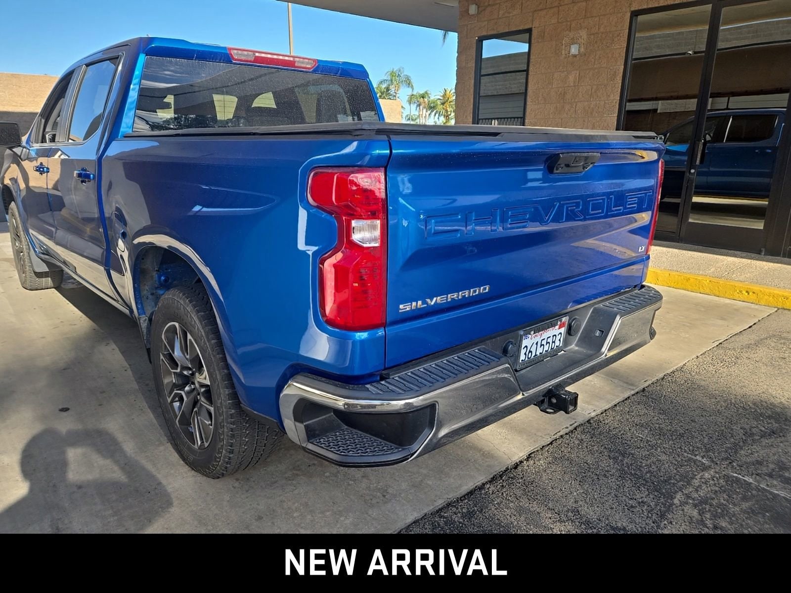 2023 Chevrolet Silverado 1500 LT photo 5