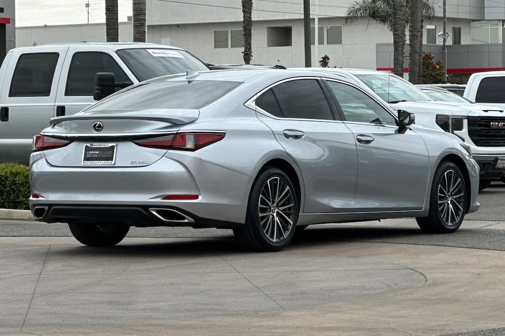 Used 2023 Lexus ES 350 Luxury Sedan
