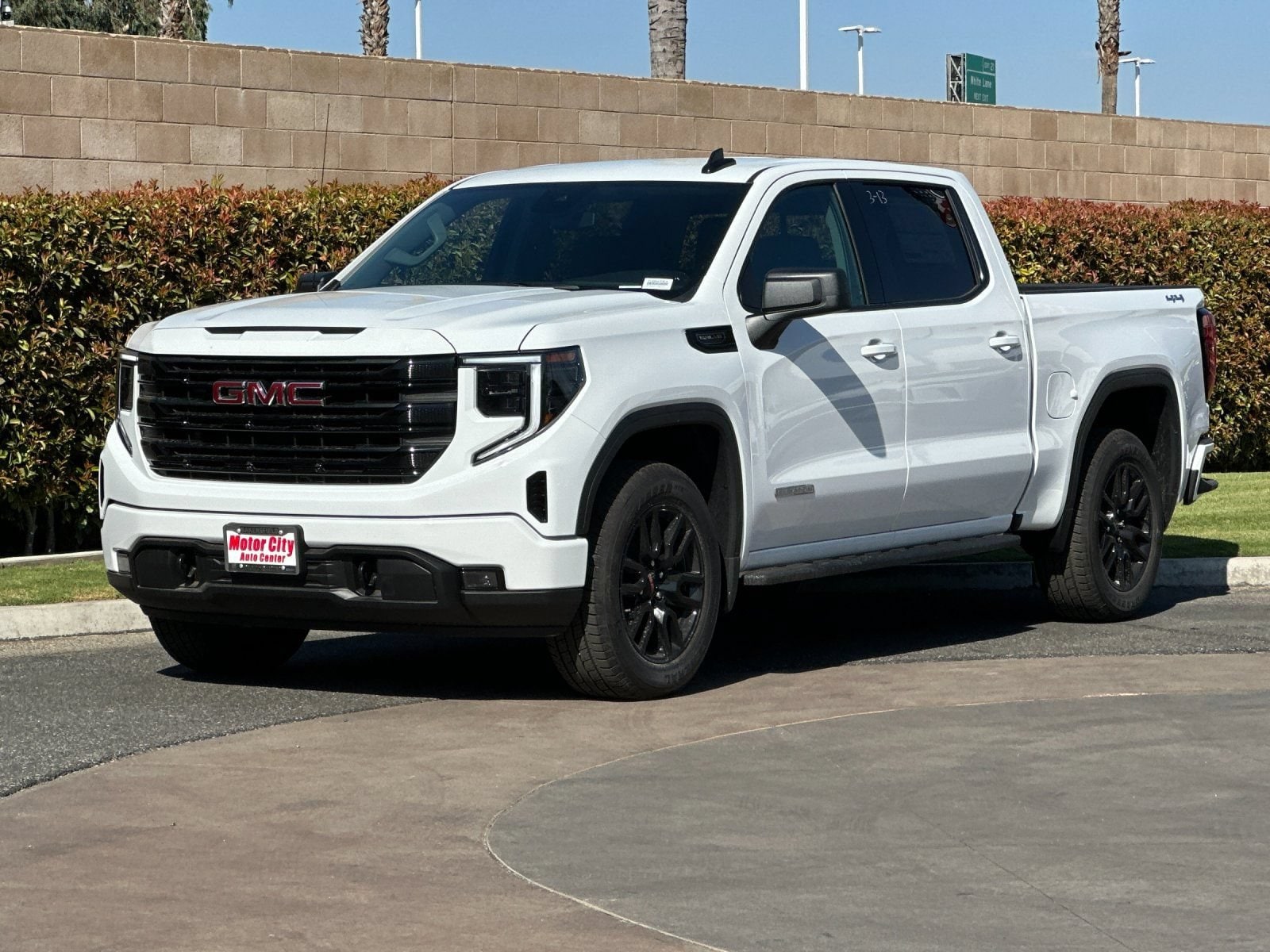 2026 GMC Sierra 1500 Elevation - Photo 7