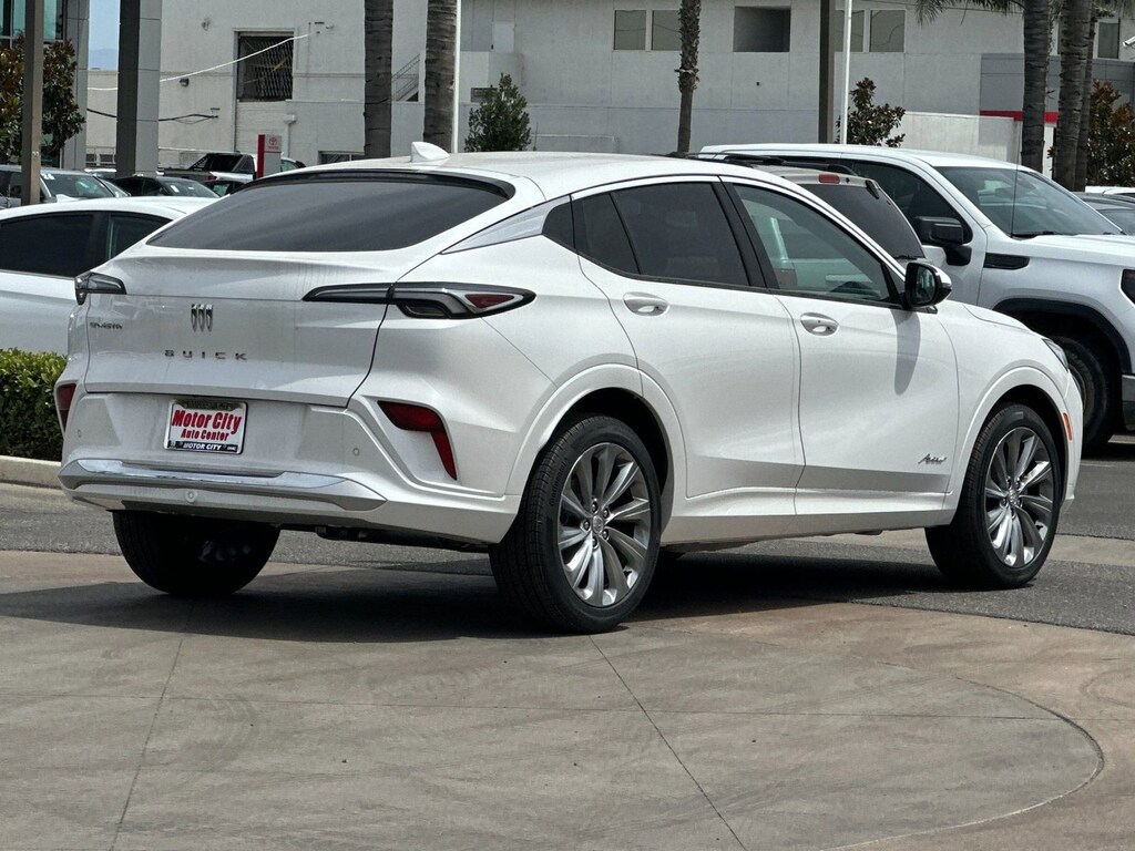 New 2026 Buick Envista Avenir SUV