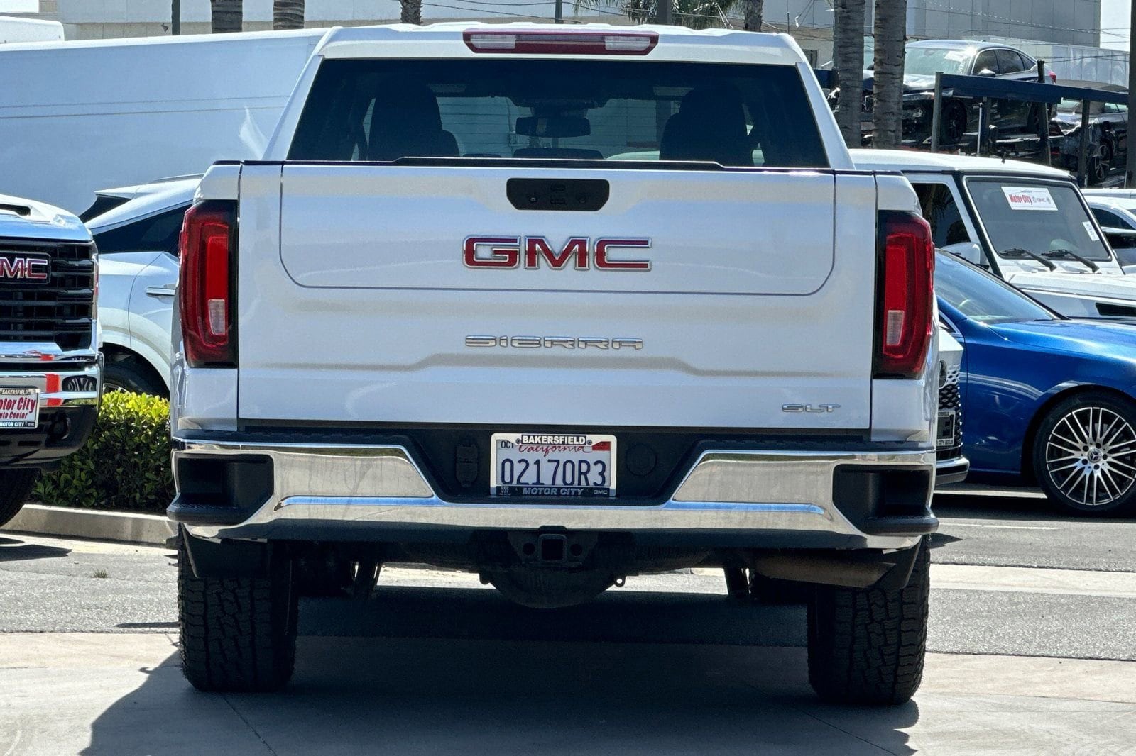 2022 GMC Sierra 1500 SLT photo 4