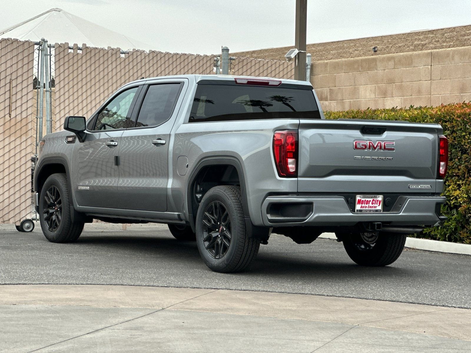 2026 GMC Sierra 1500 Elevation photo 4