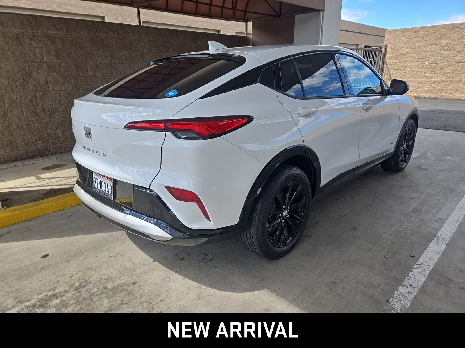 2025 Buick Envista Sport Touring photo 4