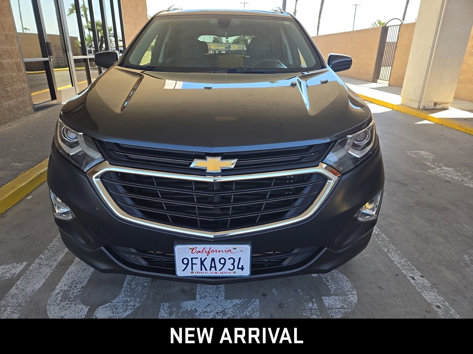 2019 Chevrolet Equinox LT photo 2