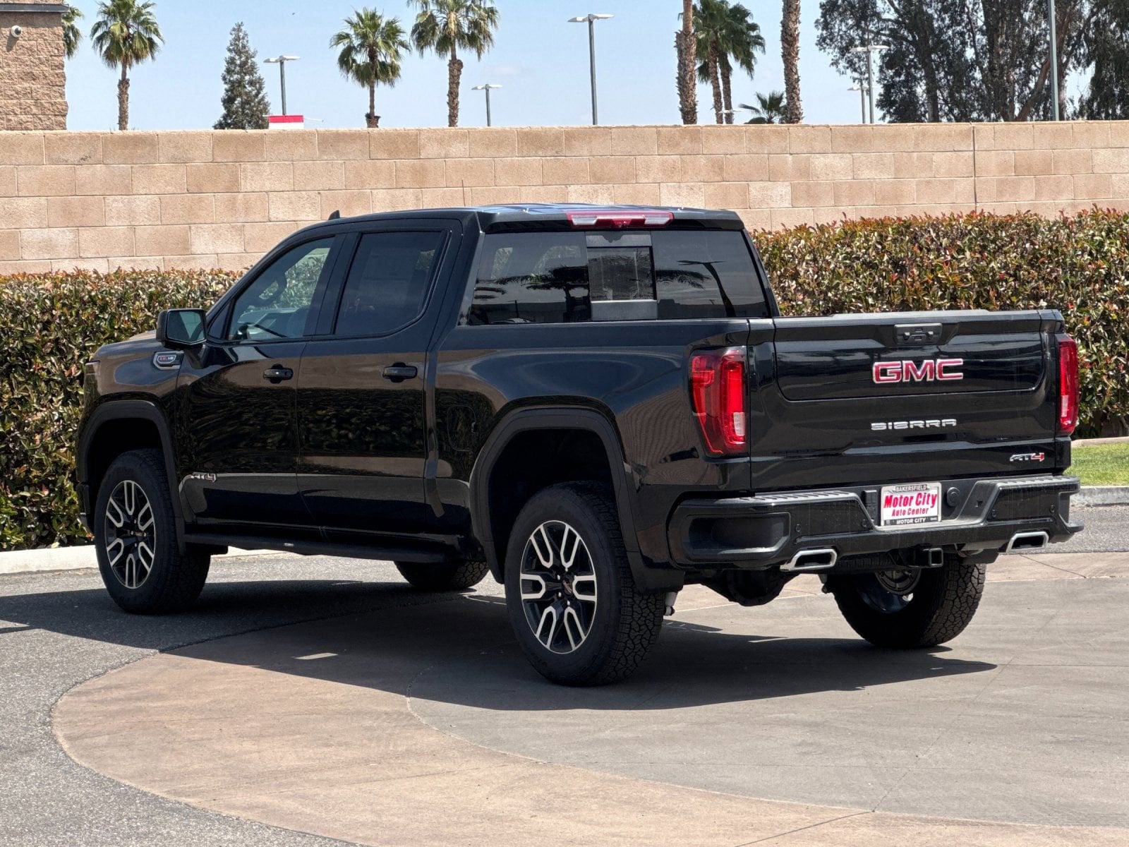 2026 GMC Sierra 1500 AT4 photo 4