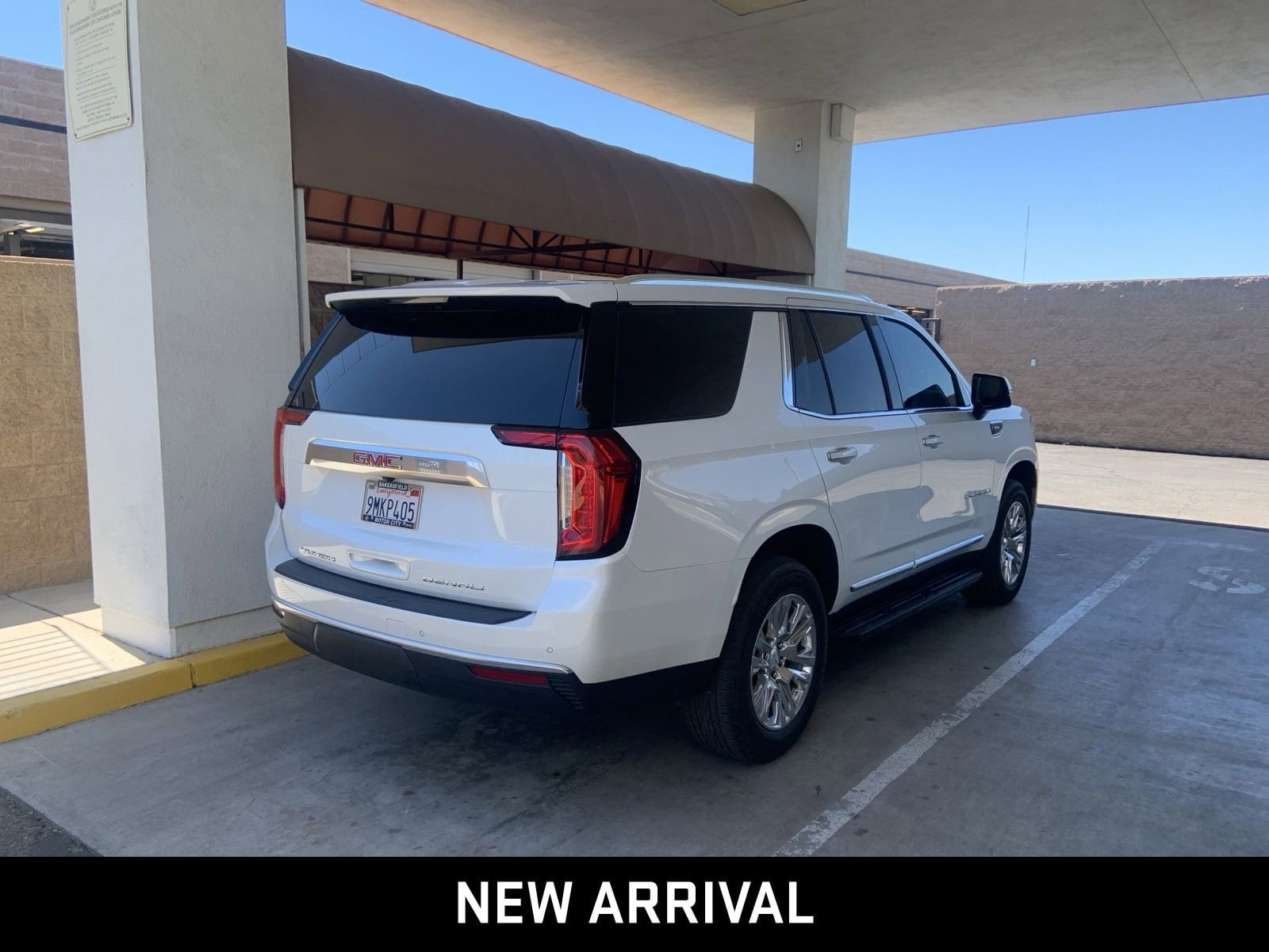 2024 GMC Yukon Denali photo 4
