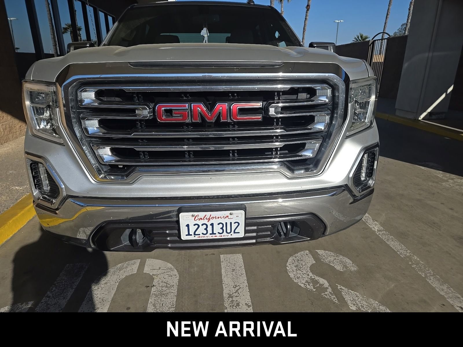 2019 GMC Sierra 1500 SLT photo 3