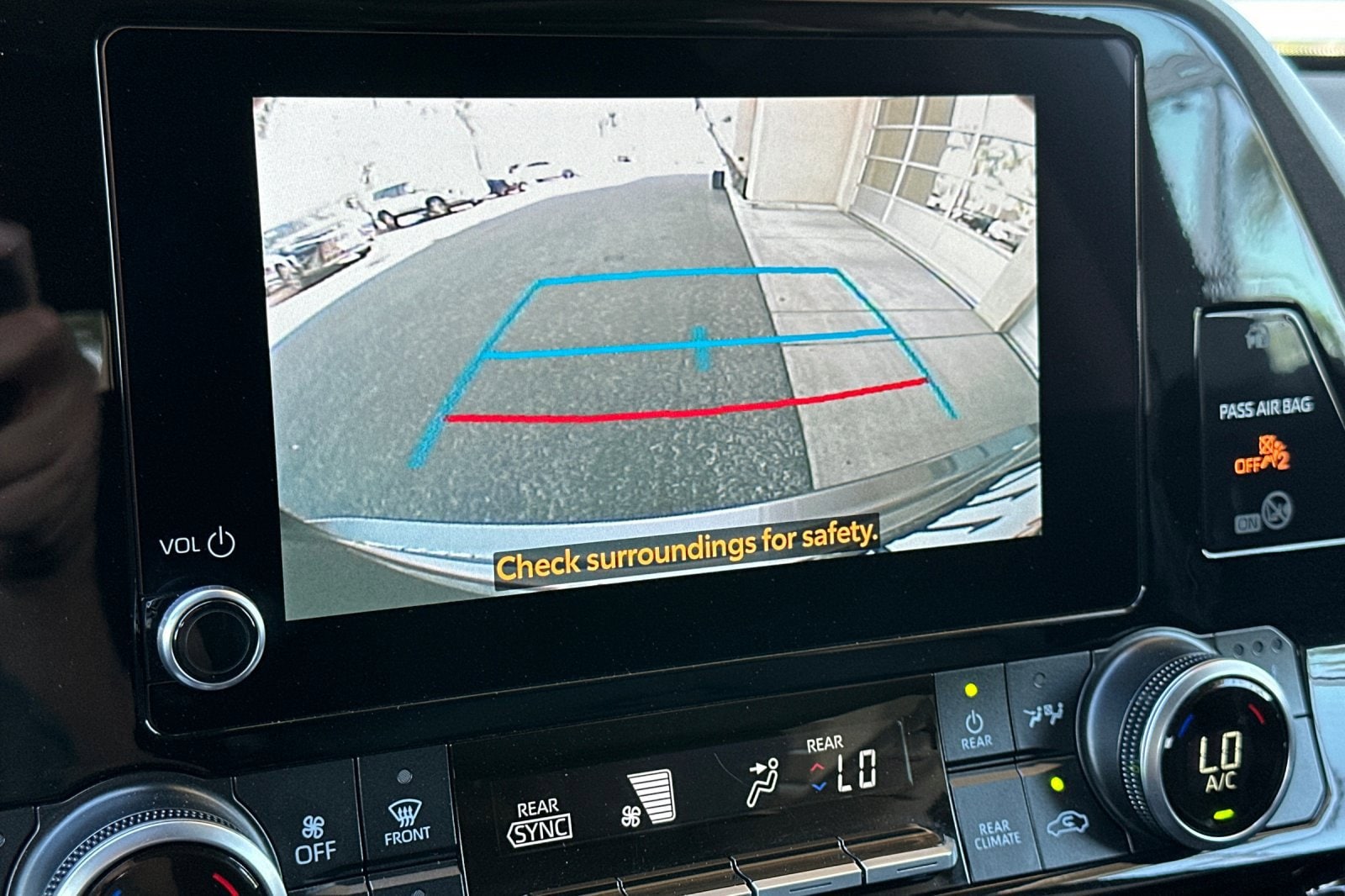 2026 Toyota Highlander XLE - Photo 21