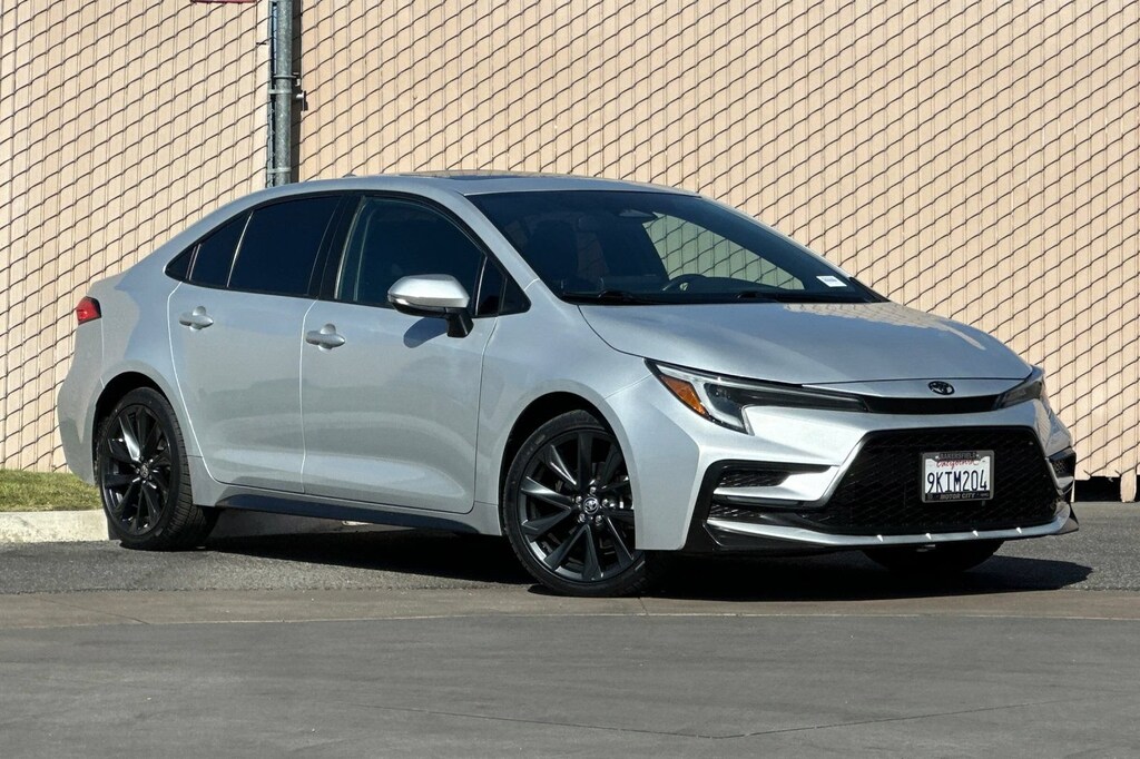 Used 2024 Toyota Corolla SE Sedan