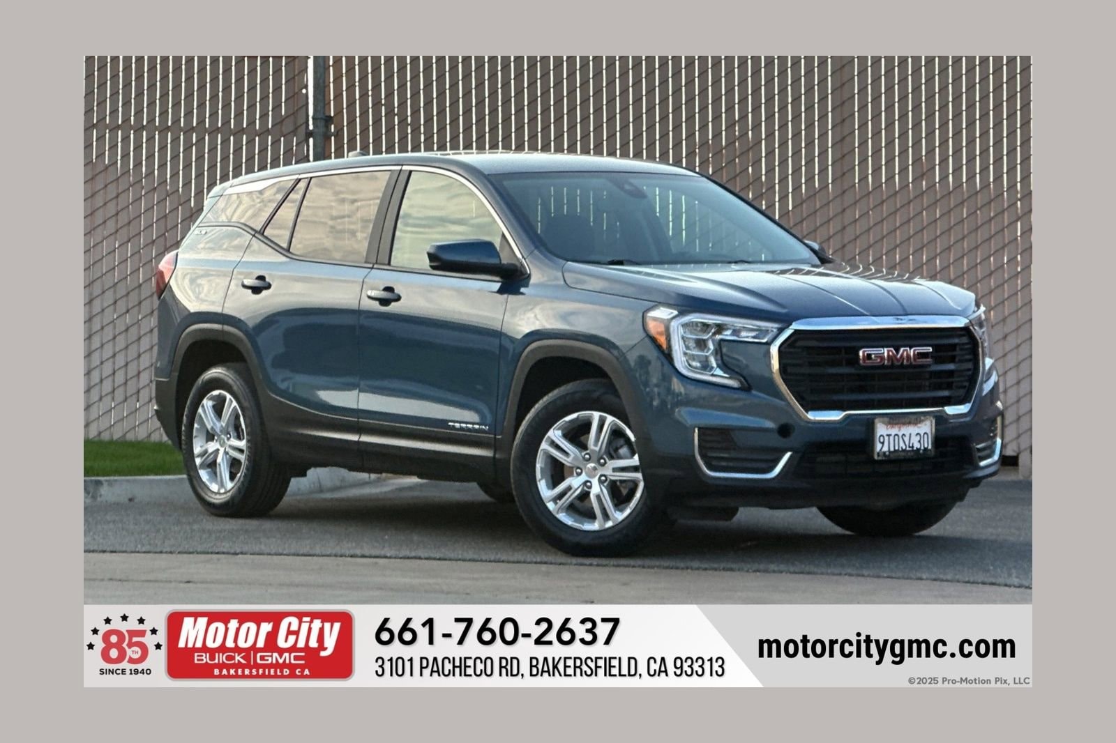2024 GMC Terrain SLE's photo
