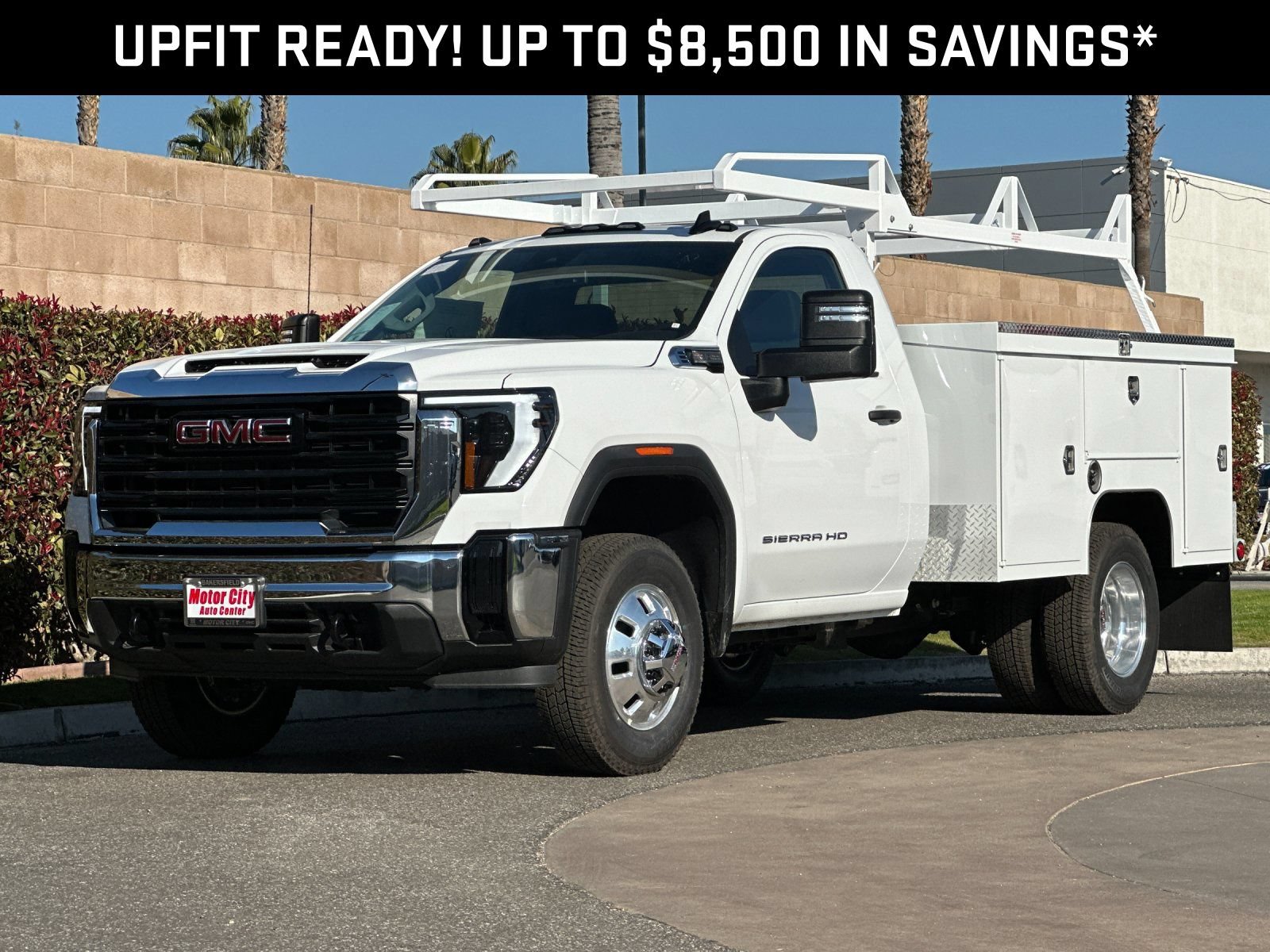 2025 GMC Sierra 3500HD Pro - Photo 7