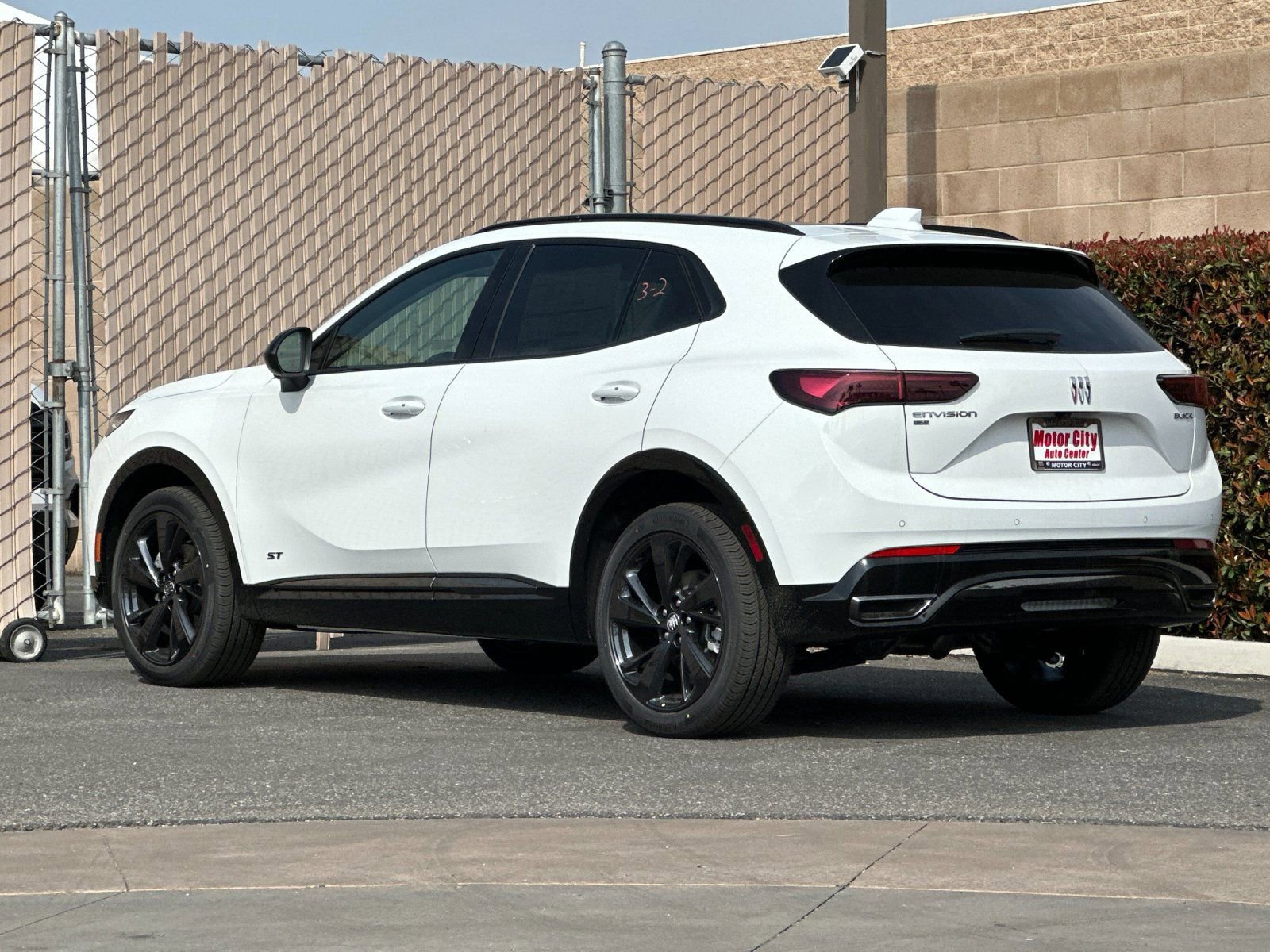 2026 Buick Envision Sport Touring photo 4