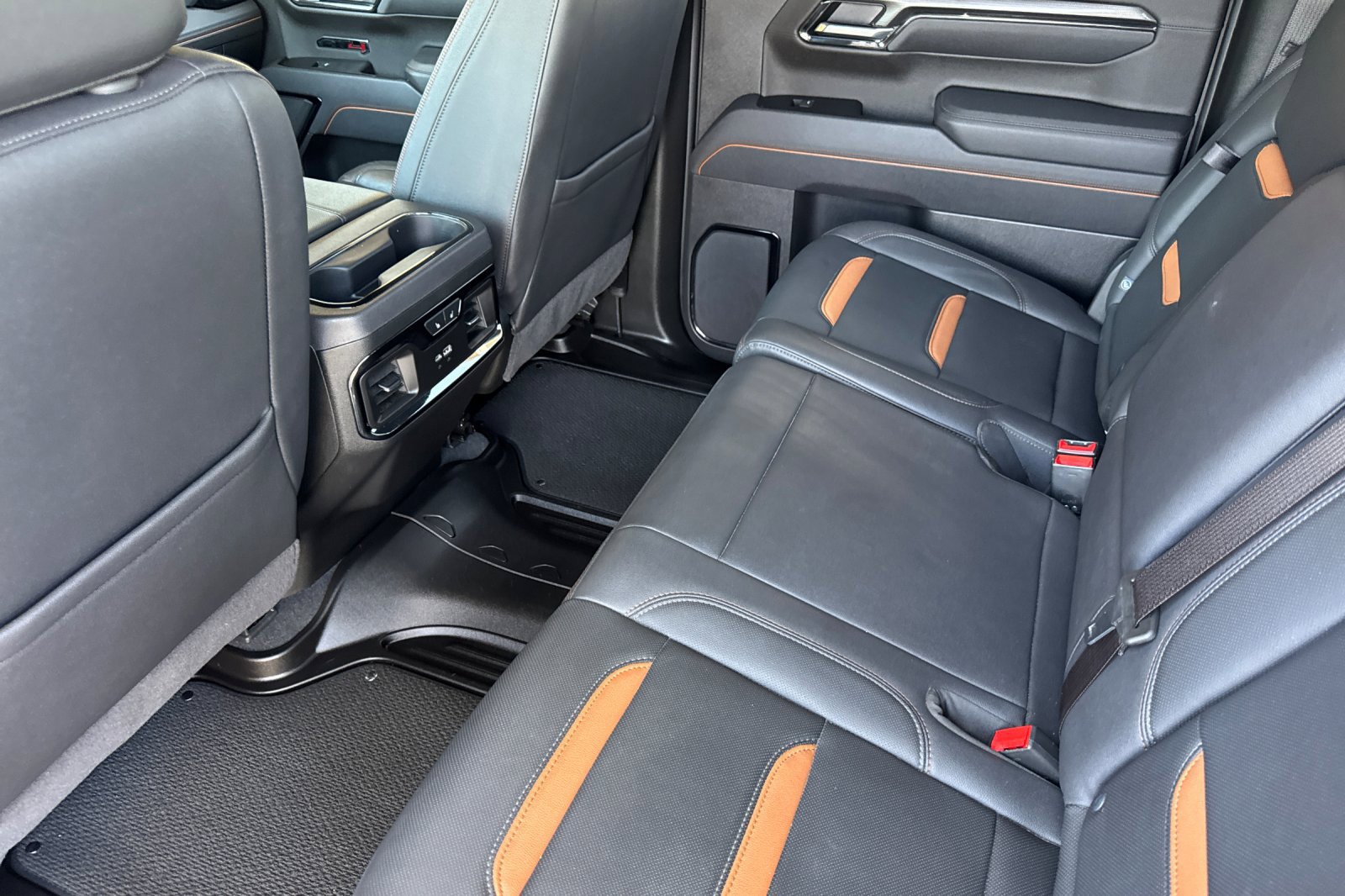 2025 GMC Sierra 1500 AT4 - Photo 13