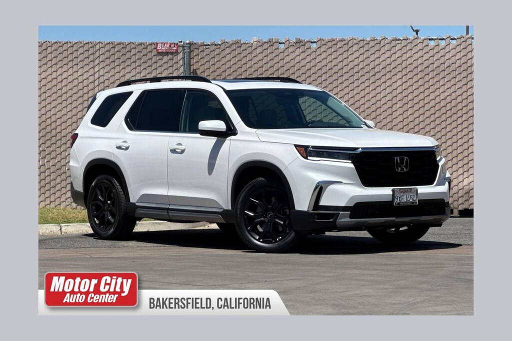 Used 2025 Honda Pilot Touring SUV
