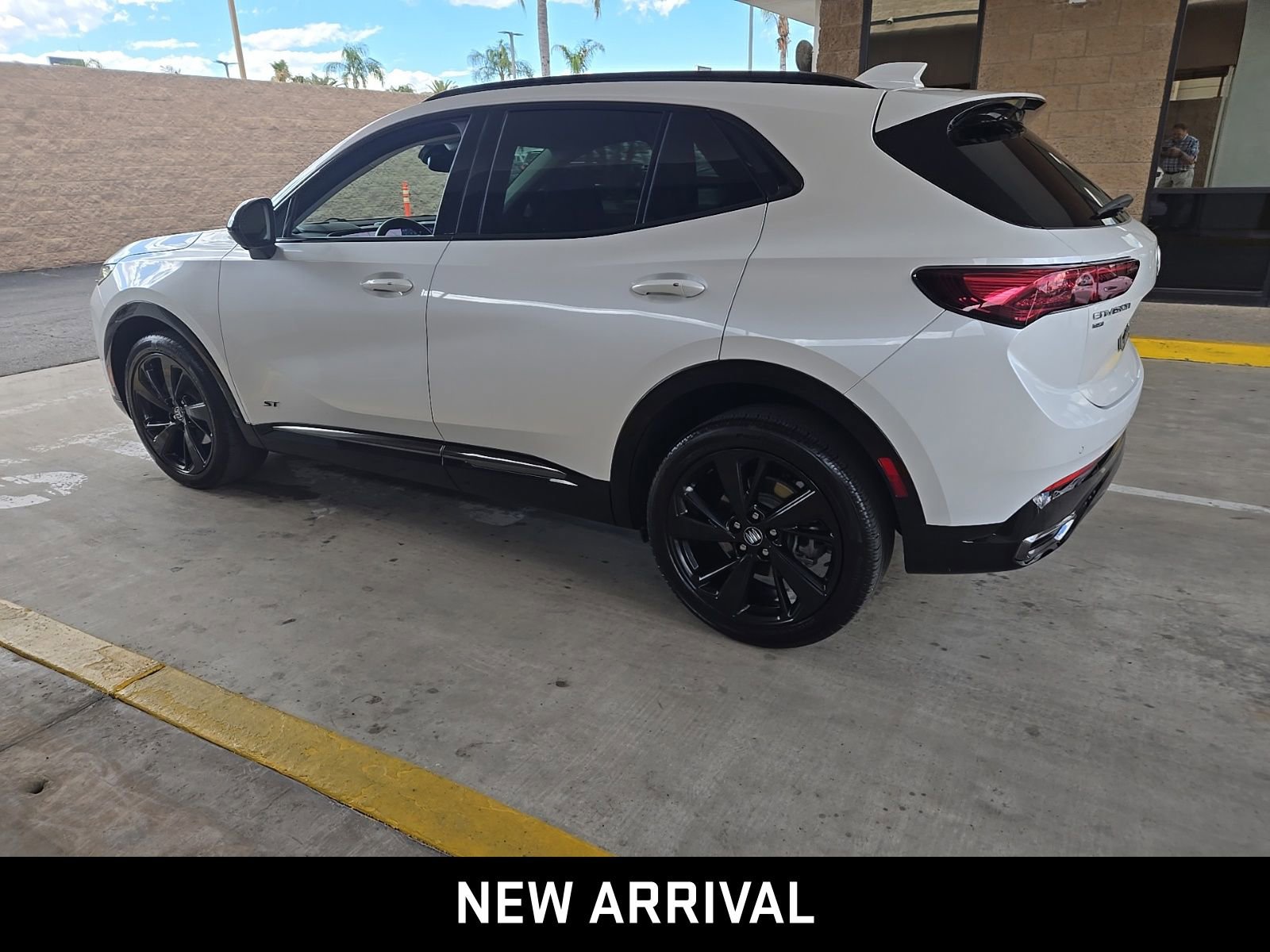 2024 Buick Envision Sport Touring photo 3