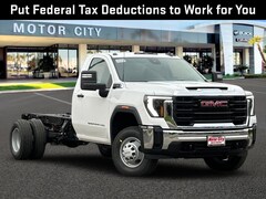 2026 GMC Sierra 3500 HD Chassis Cab Pro Truck