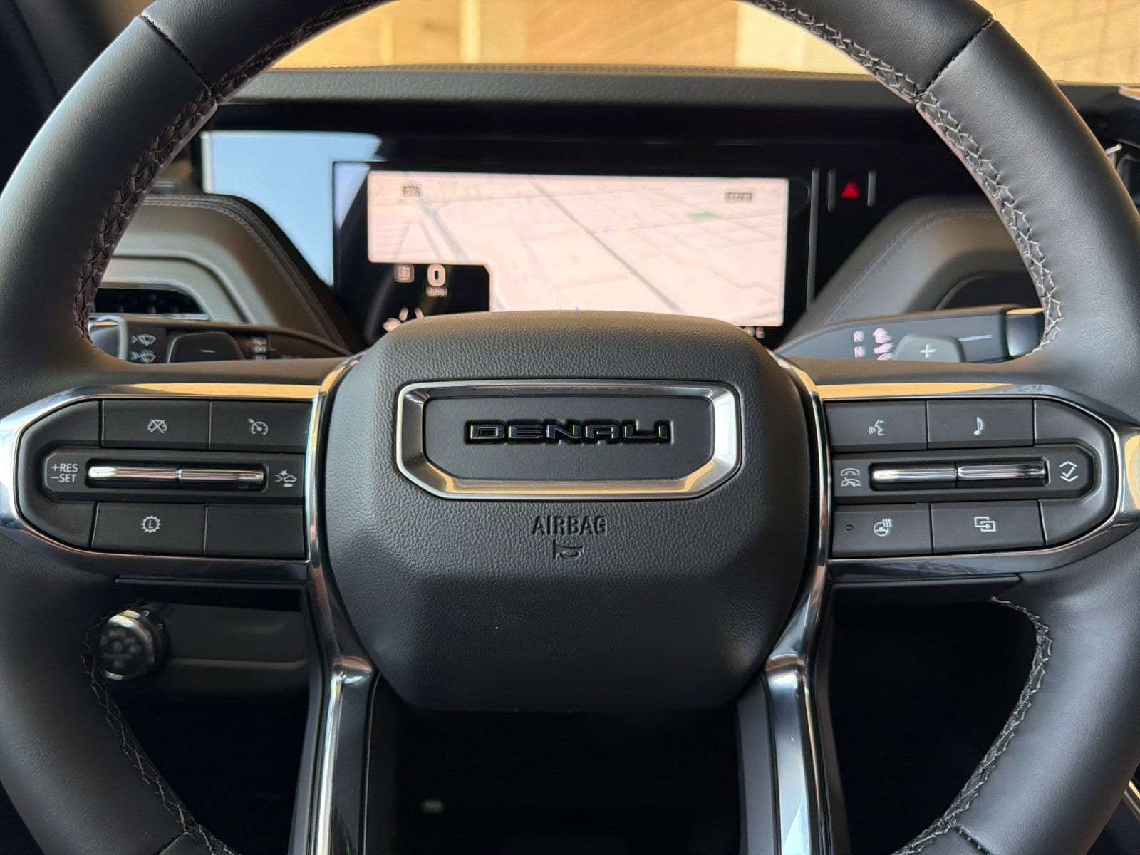 2026 GMC Yukon Denali - Photo 23