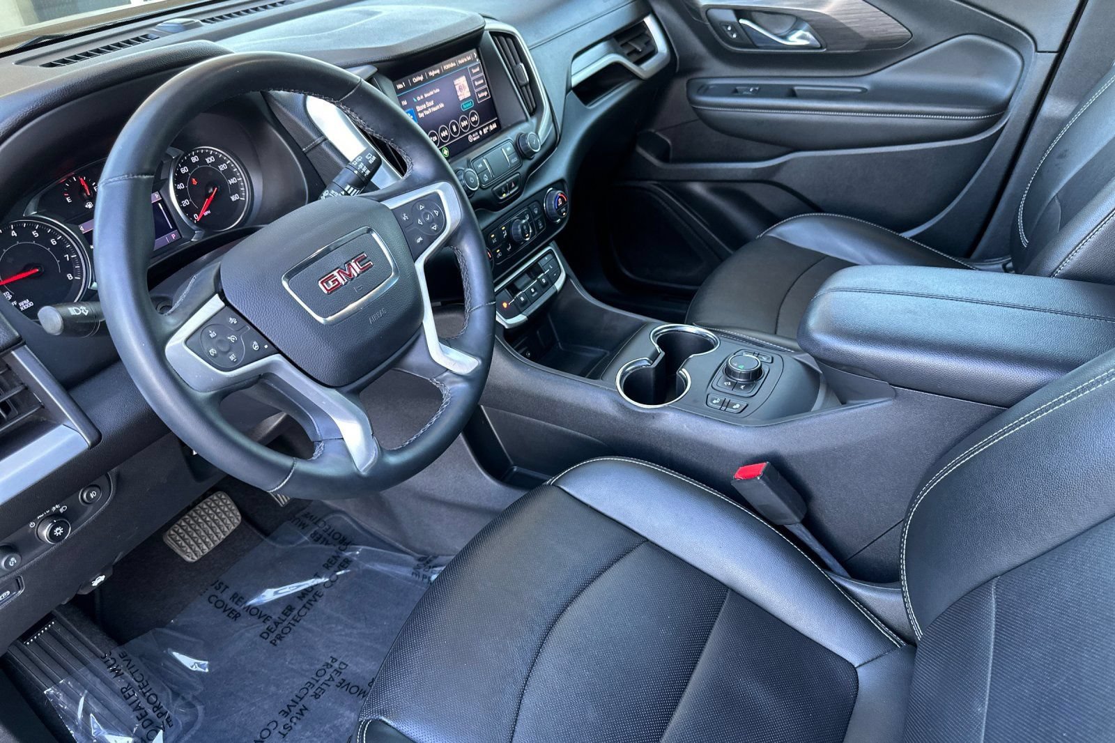 2023 GMC Terrain SLT - Photo 10