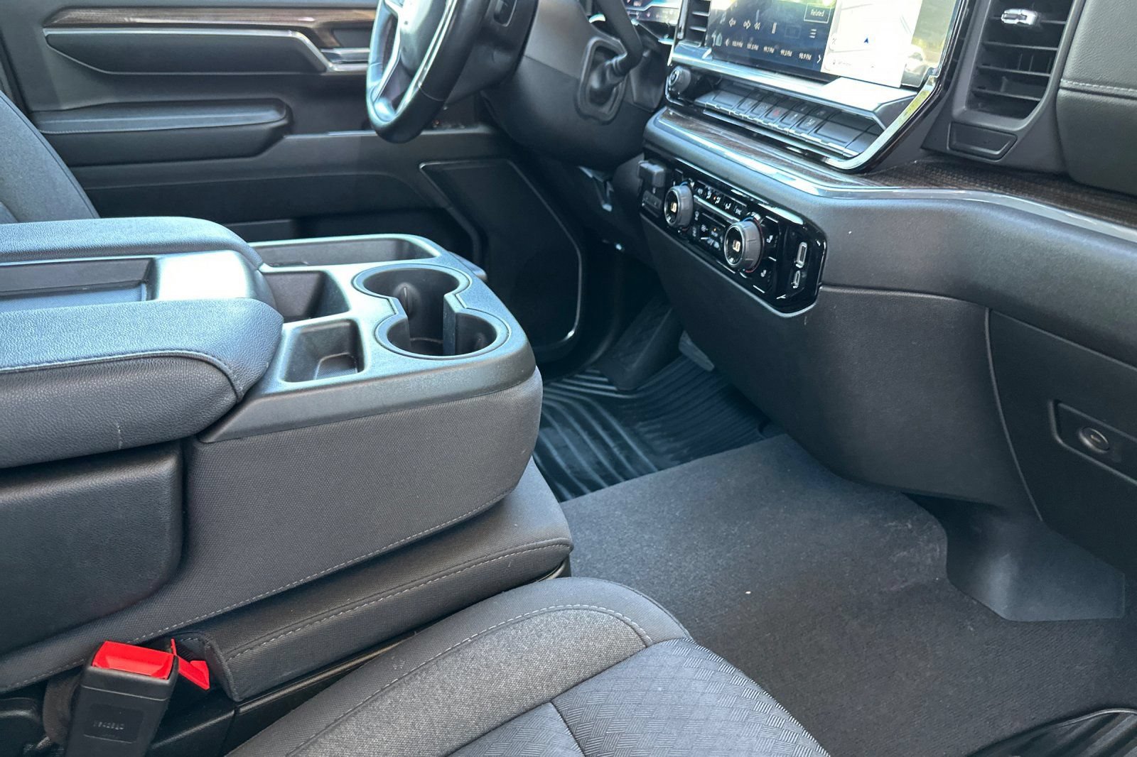 2024 Chevrolet Silverado 3500HD LT - Photo 16