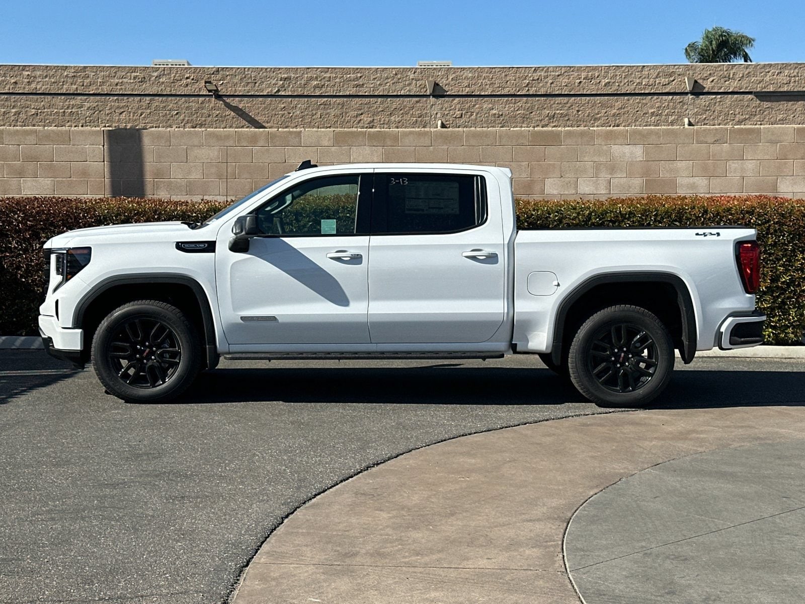 2026 GMC Sierra 1500 Elevation - Photo 6