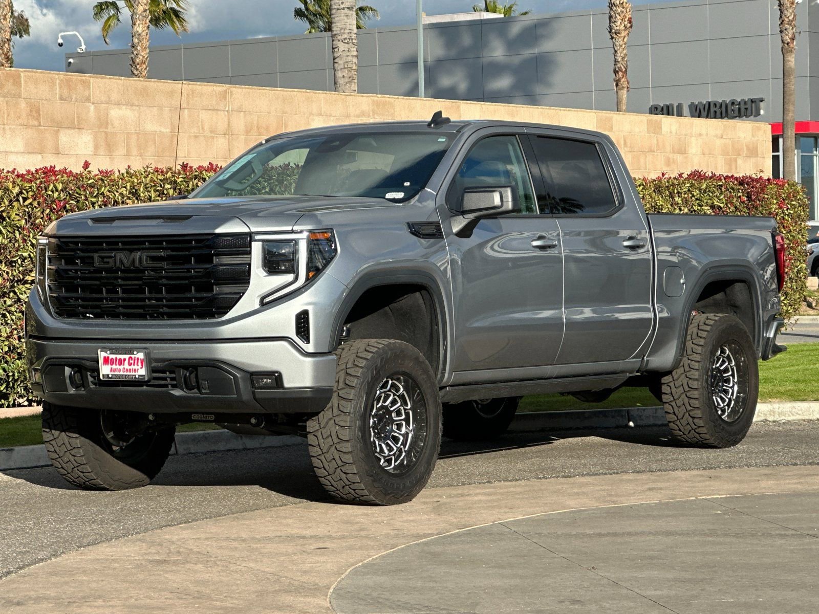 2025 GMC Sierra 1500 Elevation photo 3