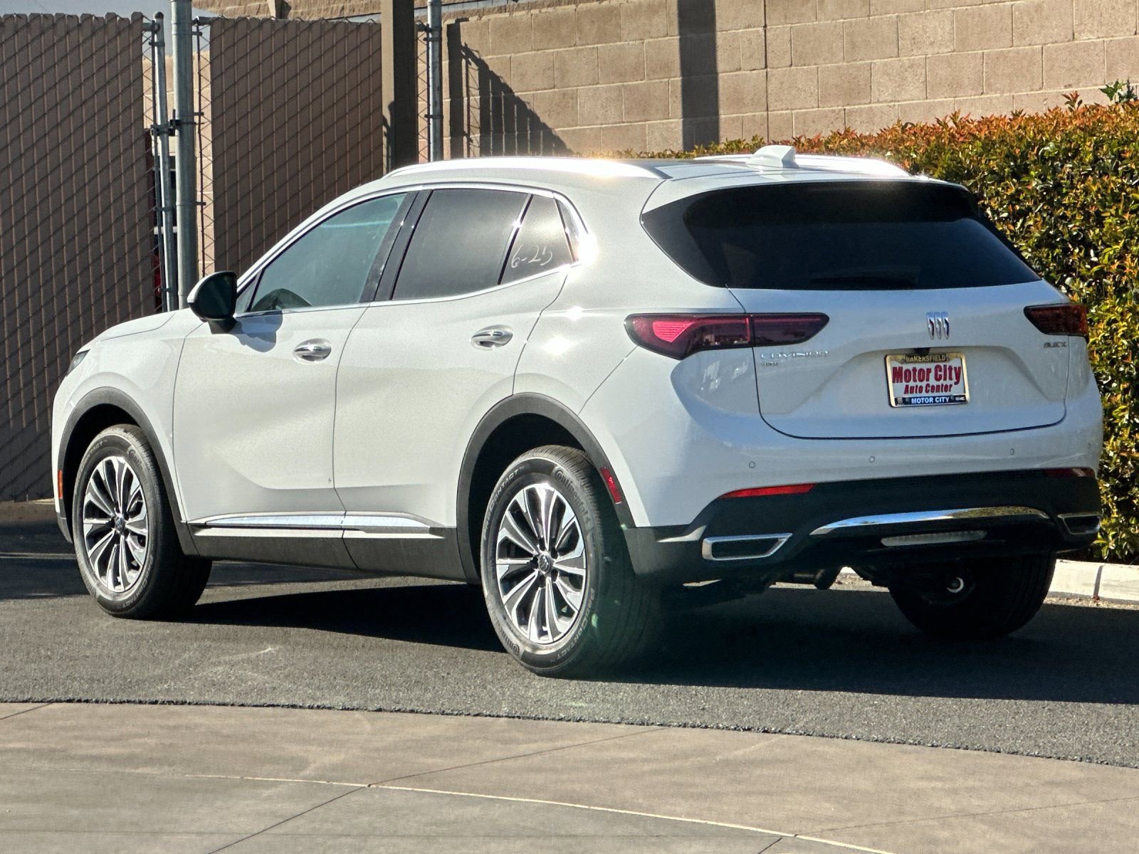 2025 Buick Envision Preferred photo 5
