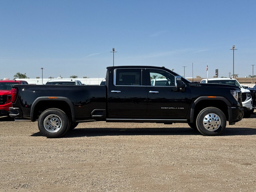 New 2026 GMC Sierra 3500 HD Denali Ultimate DRW Truck