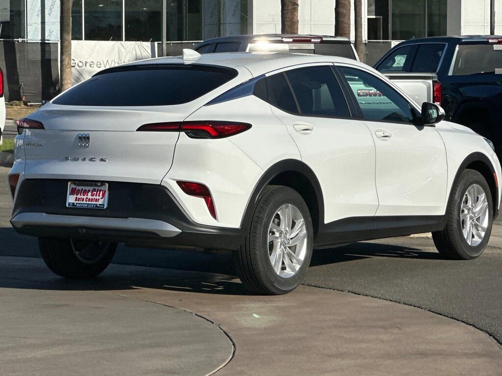 New 2025 Buick Envista Preferred SUV