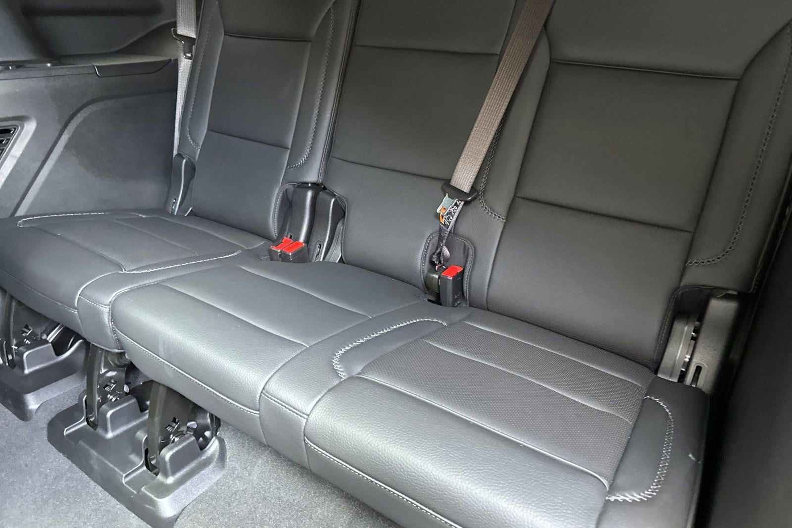 2026 GMC Yukon Denali - Photo 16