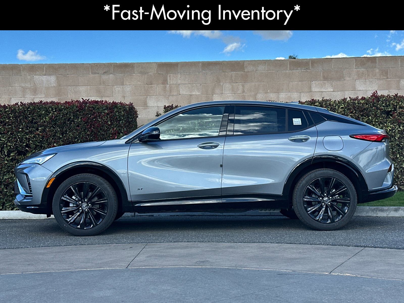 2026 Buick Envista Sport Touring photo 5